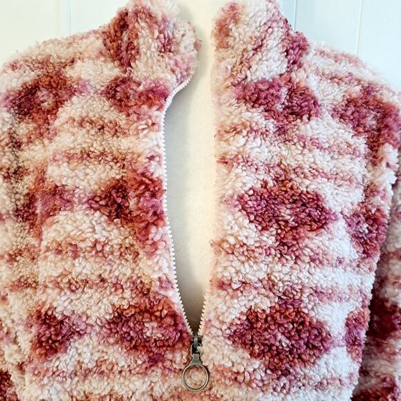Lucky Brand Half Zip Sherpa Pullover - Picture 9 of 11